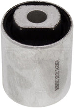 Charger l'image dans la galerie, 533-687 Suspension Control Arm Bushing Dorman - OE Solutions Canada
