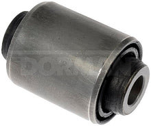 Charger l'image dans la galerie, 533-844 Suspension Control Arm Bushing Dorman - OE Solutions Canada