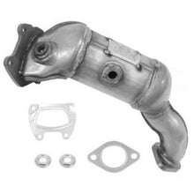 Charger l'image dans la galerie, 14630 Catalytic Converter with Integrated Exhaust Manifold Walker Exhaust Canada