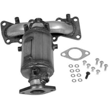 Load image into Gallery viewer, 14717 Catalytic Converter with Integrated Exhaust Manifold Walker Exhaust Canada