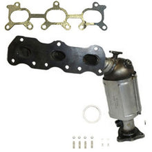 Load image into Gallery viewer, 14794 Catalytic Converter with Integrated Exhaust Manifold Walker Exhaust Canada