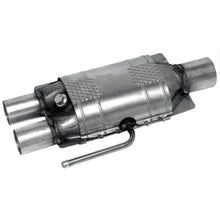 Load image into Gallery viewer, 15022 Catalytic Converter Walker Exhaust Canada