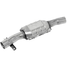 Load image into Gallery viewer, 15501 Catalytic Converter Walker Exhaust Canada