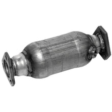 Load image into Gallery viewer, 15612 Catalytic Converter Walker Exhaust Canada