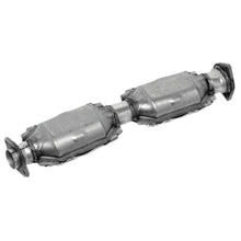 Load image into Gallery viewer, 15737 Catalytic Converter Walker Exhaust Canada