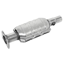 Load image into Gallery viewer, 15817 Catalytic Converter Walker Exhaust Canada