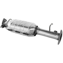 Load image into Gallery viewer, 15857 Catalytic Converter Walker Exhaust Canada
