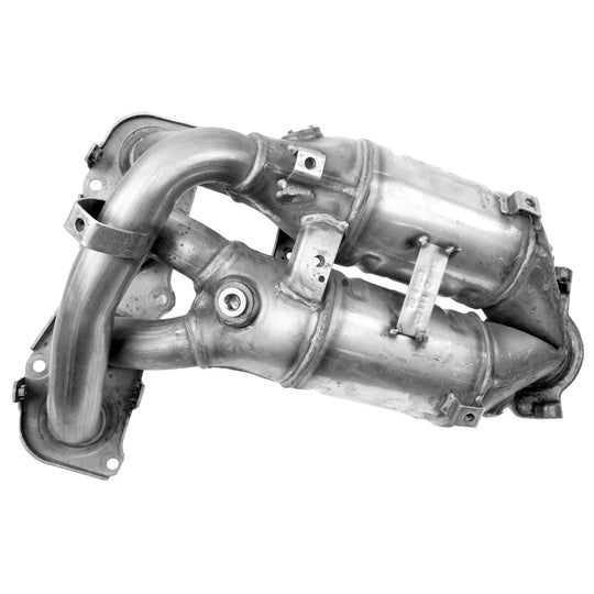 16385 Catalytic Converter with Integrated Exhaust Manifold Walker Exhaust Canada