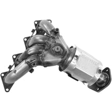 Load image into Gallery viewer, 16422 Catalytic Converter with Integrated Exhaust Manifold Walker Exhaust Canada