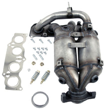 Load image into Gallery viewer, 16435 Catalytic Converter with Integrated Exhaust Manifold Walker Exhaust Canada