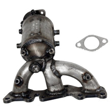 Load image into Gallery viewer, 16497 Catalytic Converter with Integrated Exhaust Manifold Walker Exhaust Canada