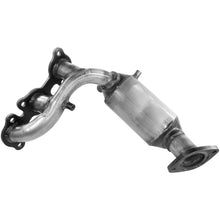 Load image into Gallery viewer, 16600 Catalytic Converter with Integrated Exhaust Manifold Walker Exhaust Canada