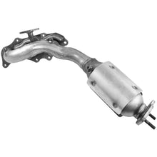Load image into Gallery viewer, 16683 Catalytic Converter with Integrated Exhaust Manifold Walker Exhaust Canada