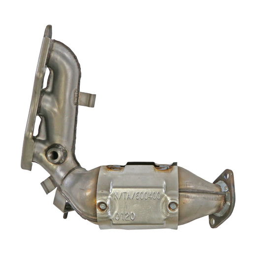 16866 Catalytic Converter with Integrated Exhaust Manifold Walker Exhaust Canada