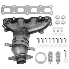 Load image into Gallery viewer, 16993 Catalytic Converter with Integrated Exhaust Manifold Walker Exhaust Canada