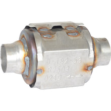 Load image into Gallery viewer, 82503 Catalytic Converter Walker Exhaust Canada