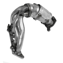 Load image into Gallery viewer, 82555 Catalytic Converter with Integrated Exhaust Manifold Walker Exhaust Canada
