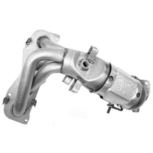 Load image into Gallery viewer, 83189 Catalytic Converter with Integrated Exhaust Manifold Walker Exhaust Canada
