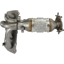 Load image into Gallery viewer, 84138 Catalytic Converter with Integrated Exhaust Manifold Walker Exhaust Canada