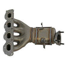 Charger l'image dans la galerie, 84192 Catalytic Converter with Integrated Exhaust Manifold Walker Exhaust Canada