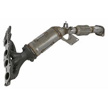 Load image into Gallery viewer, 84586 Catalytic Converter with Integrated Exhaust Manifold Walker Exhaust Canada