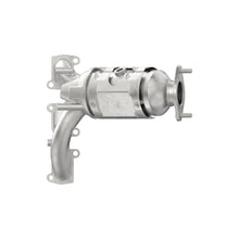 Load image into Gallery viewer, 84745 Catalytic Converter with Integrated Exhaust Manifold Walker Exhaust Canada