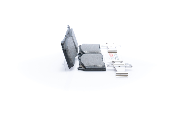 BE1001H Blue Semi-Metallic Brake Pads with Hardware Bosch Canada