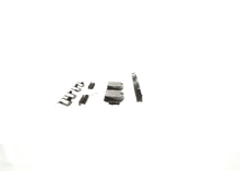 Charger l'image dans la galerie, BE1065H Blue Semi-Metallic Brake Pads with Hardware Bosch Canada