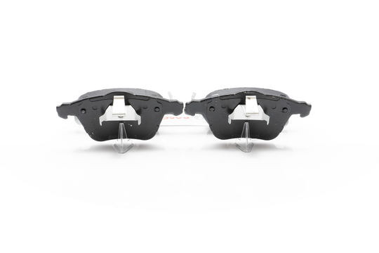 BE1111H Blue Semi-Metallic Brake Pads with Hardware Bosch Canada