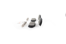 Load image into Gallery viewer, BE1258H Blue Ceramic Brake Pads with Hardware Bosch Canada