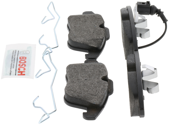 BE1375H Blue Semi-Metallic Brake Pads with Hardware Bosch Canada