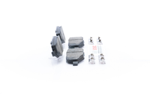 Charger l'image dans la galerie, BE1377H Blue Ceramic Brake Pads with Hardware Bosch Canada