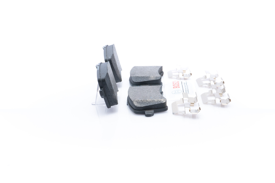 BE1386H Blue Semi-Metallic Brake Pads with Hardware Bosch Canada