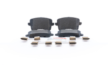 Load image into Gallery viewer, BE1386H Blue Semi-Metallic Brake Pads with Hardware Bosch Canada