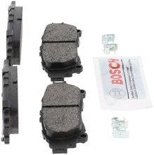 Load image into Gallery viewer, BE1391 Blue Ceramic Brake Pads with Hardware Bosch Canada