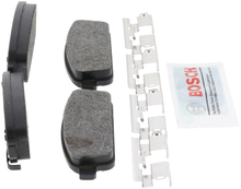 Charger l'image dans la galerie, BE1468H Blue Semi-Metallic Brake Pads with Hardware Bosch Canada