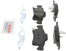 Load image into Gallery viewer, BE1498H Blue Ceramic Brake Pads with Hardware Bosch Canada