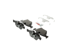 Load image into Gallery viewer, BE1504H Blue Semi-Metallic Brake Pads with Hardware Bosch Canada