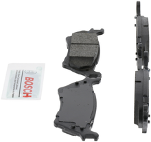 Charger l'image dans la galerie, BE1602 Blue Ceramic Brake Pads Bosch Canada
