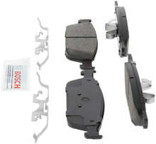 Charger l'image dans la galerie, BE1645H Blue Ceramic Brake Pads with Hardware Bosch Canada