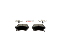 Load image into Gallery viewer, BE1658H Blue Ceramic Brake Pads with Hardware Bosch Canada