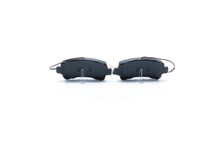 Load image into Gallery viewer, BE1746H Blue Semi-Metallic Brake Pads with Hardware Bosch Canada