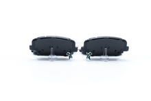 Load image into Gallery viewer, BE1815H Blue Ceramic Brake Pads with Hardware Bosch Canada