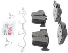 Charger l'image dans la galerie, BE1821H Blue Ceramic Brake Pads with Hardware Bosch Canada