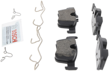 Load image into Gallery viewer, BE1938H Blue Semi-Metallic Brake Pads with Hardware Bosch Canada