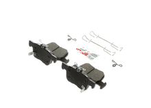 Load image into Gallery viewer, BE2102H Blue Ceramic Brake Pads with Hardware Bosch Canada