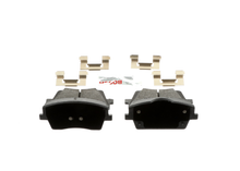 Charger l'image dans la galerie, BE2137H Blue Semi-Metallic Brake Pads with Hardware Bosch Canada