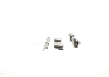 Load image into Gallery viewer, BE2396H Blue Ceramic Brake Pads with Hardware Bosch Canada