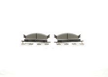 Charger l'image dans la galerie, BE2406H Blue Semi-Metallic Brake Pads with Hardware Bosch Canada