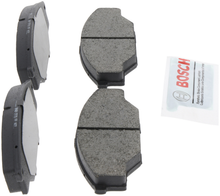 Charger l'image dans la galerie, BE438 Blue Ceramic Brake Pads Bosch Canada